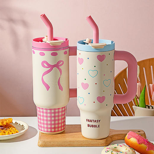 摩登主妇保温杯大容量吸管杯女冰霸杯保冷水杯2024新款高颜值杯子 商品图0