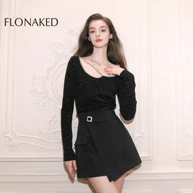 不规则领口黑色修身打底衫