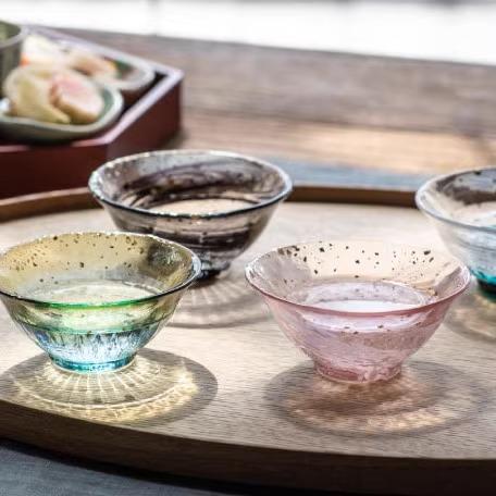 日本进口石塚硝子aderia 津轻手工玻璃金箔杯清酒杯彩色酒盅酒具津轻水晶初夏星夜清酒杯75cc 商品图0
