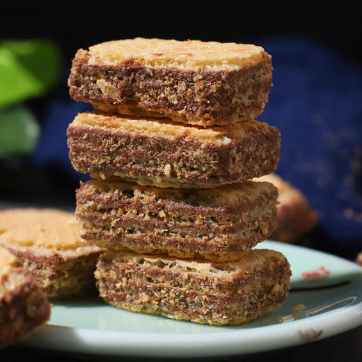 麦比客榛子仁威化饼130g/152583 四层威化三层夹心小身材大味道 商品图1