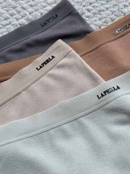 Laperla冬季新款暖芯绒燕窝蚕丝裤女士中腰内裤
   商品图4