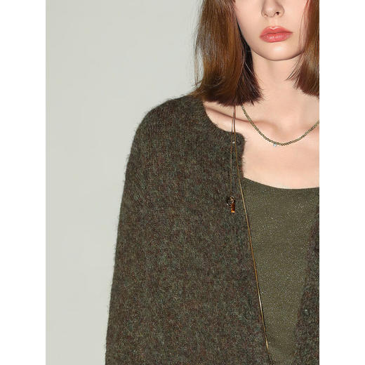 COCOBELLA苔藓绿仿牛绒质感毛衣女软糯小香风针织外套MZ599 商品图1