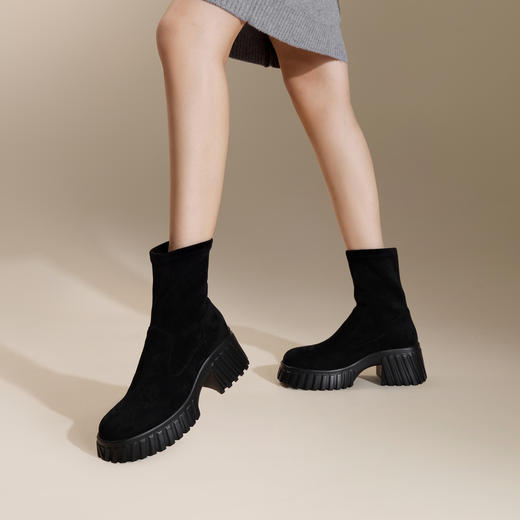 千百度饼干厚底瘦瘦靴女款冬季显瘦弹力靴袜靴增高短靴子A24506363 商品图2