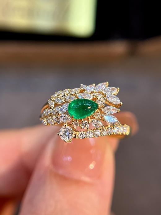 18k金镶嵌潘杰希尔木作绿祖母绿戒指 0.45克拉 商品图1