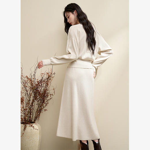 简约气质温柔高级感套装女秋季针织衫搭高腰半裙两件套V3742537 商品图4