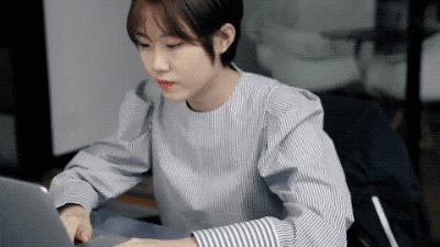 【家居百货】保暖小神器❗过冬刚需💥【德绒自发热护肩坎肩】🔥寒潮❄给爸妈必入 商品图6