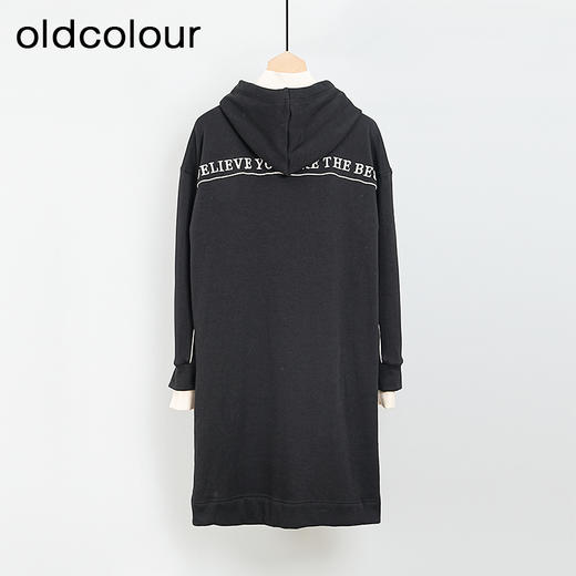 oldcolour黑色气质宽松设计感拼接简约休闲长袖卫衣连衣裙女L42103225 商品图1