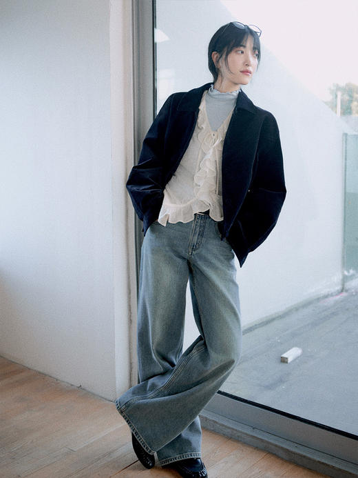 Even Vintage| 浪漫蕾丝 V型荷叶边领羊毛提花轻盈舒适喇叭袖衬衫 商品图3