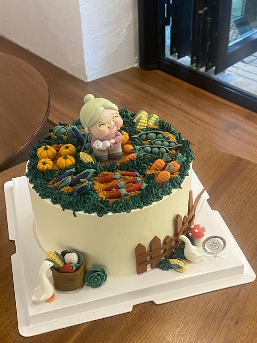 田园风光翻糖蛋糕 商品图1