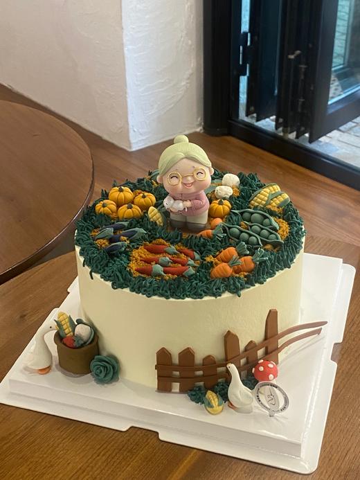 田园风光翻糖蛋糕 商品图0