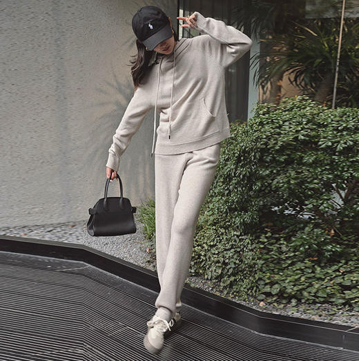 【顺丰包邮】99040 洛诗琳秋冬不规则卫衣锥形束脚针织裤两件套581 商品图1