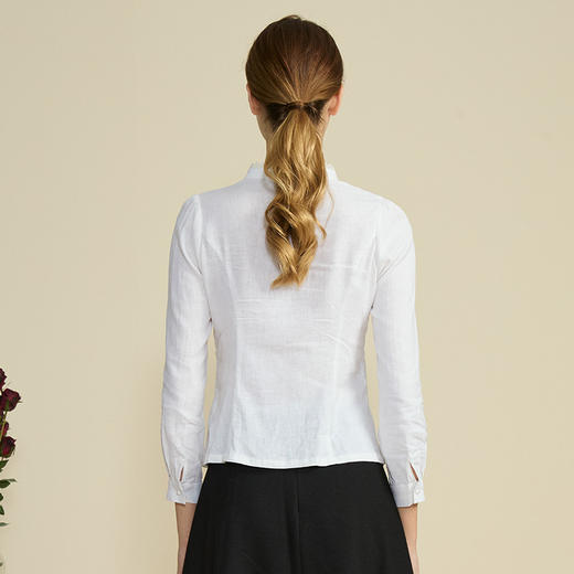 VIVIAN LIU薇薇安刘R2443002初秋女装新款花边单排扣修身外搭衬衫 商品图1