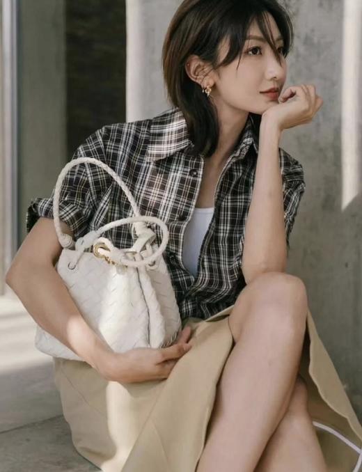 BV24*包王来了，深受*热捧Andiamo正单意大利小羊皮（MM） 商品图3