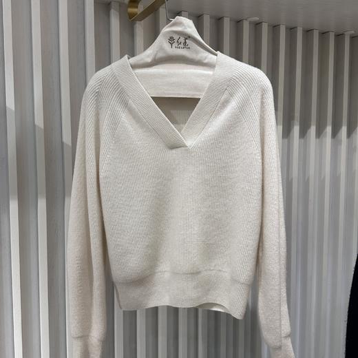 红莲纯色V领套头衫｜经典羊绒、多个款式可选 商品图4