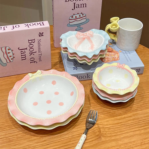 摩登主妇蝴蝶结餐具酸奶碗家用2024新款高颜值碗具餐盘陶瓷水果碗 商品图0