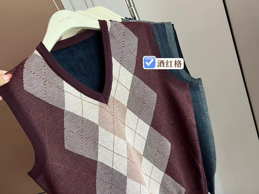 优选丨重磅推荐❗【雅戈尔同款爸爸马甲】加绒加厚💕品质超好，保暖又贴心😱超舒服面料，外层是高密度针织，手感柔软舒适，真的超舒服！ 商品图6