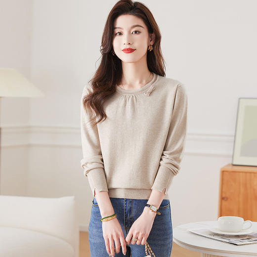 CC-17-2245秋冬打底衫女士针织上衣2024新款圆领蝴蝶结内搭镶钻毛衣 商品图3