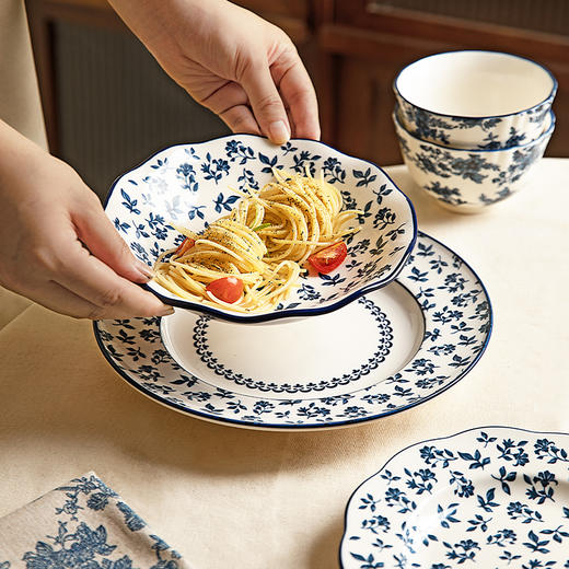 摩登主妇蓝黛庄园釉下彩陶瓷饭碗家用2024新款汤碗高级感餐具盘子 商品图2
