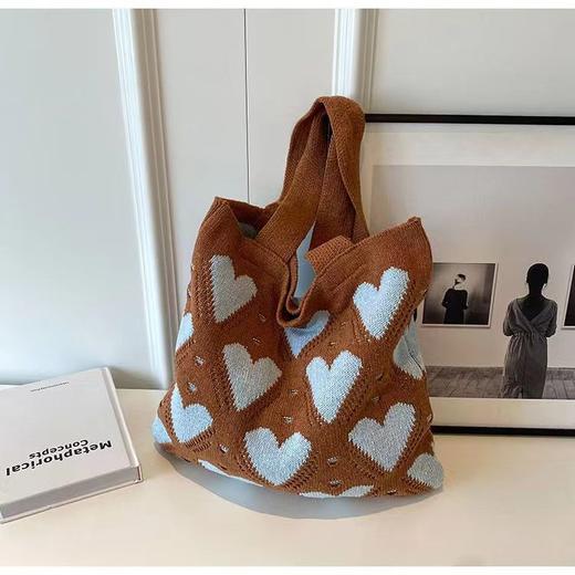 【轻甜手工编织，婉转爱心图案，感受心曼自然】新款ins包包针织包 爱心图案包编织包大容量托特包-QQ 商品图8