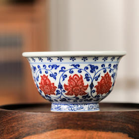 永明尚玩内壁双狮缠枝陶瓷压手杯