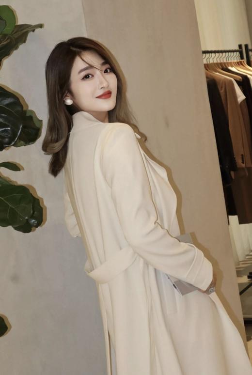 1015-1 纯圆正 穿上就是气质女神 TH经典三醋酸中长款风衣 风衣天花板 商品图5