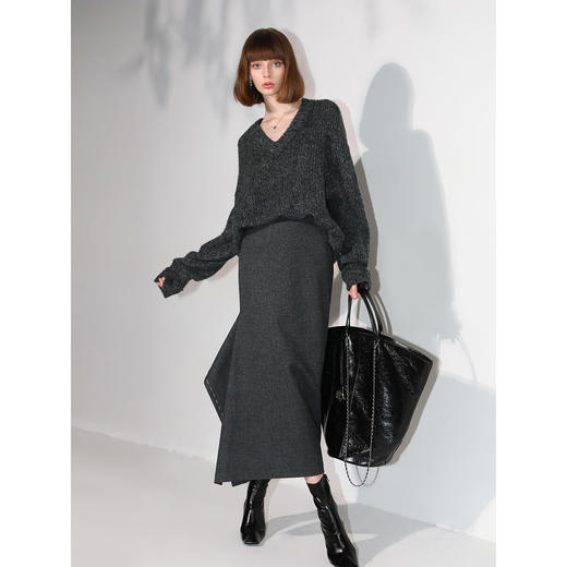 【秋冬特惠】COCOBELLA[MIU系穿搭]粗针花纱毛边V领毛衣秋冬针织衫MZ7037 商品图3