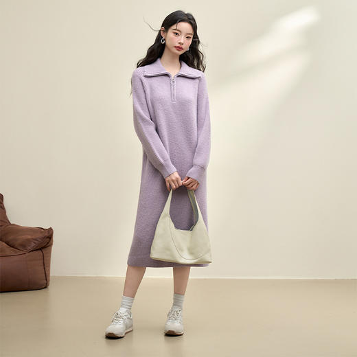 慵懒感半开拉链半高领长袖连衣裙女秋季宽松直筒针织裙V4242911 商品图1