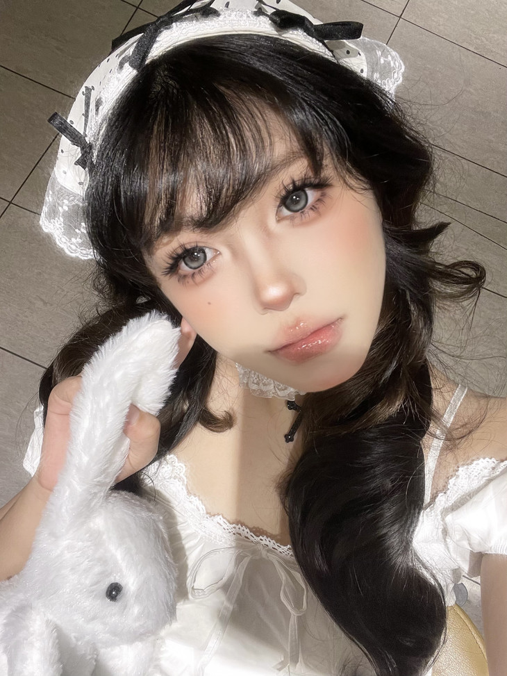 DoraGina甜萌黑糖14.5mm 灰色 年抛美瞳 Doll感幼态萝莉大眼 - VVCON美瞳网