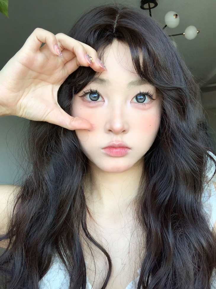 DoraGina甜萌黑糖14.5mm 灰色 年抛美瞳 Doll感幼态萝莉大眼 - VVCON美瞳网