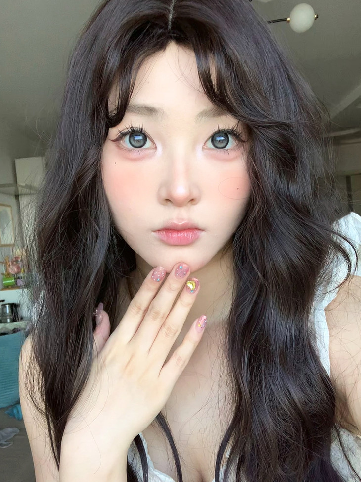 DoraGina甜萌黑糖14.5mm 灰色 年抛美瞳 Doll感幼态萝莉大眼 - VVCON美瞳网