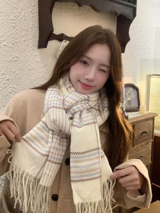 <曾小咸推荐>韩系温柔奶油格围巾 日常89/件 前1500单活动价39.99！【预售款，预计3-15天发货】 商品图1