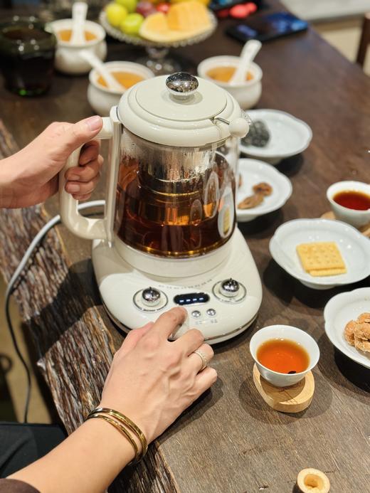 多功能实用养生壶  | 煮茶泡茶烧水家用炖煮  一台养生壶=电热水壶+煮茶壶+保温壶+汤锅 一壶多用，让养生变得更简单~可预约自动保温！使用超便捷~ 商品图0