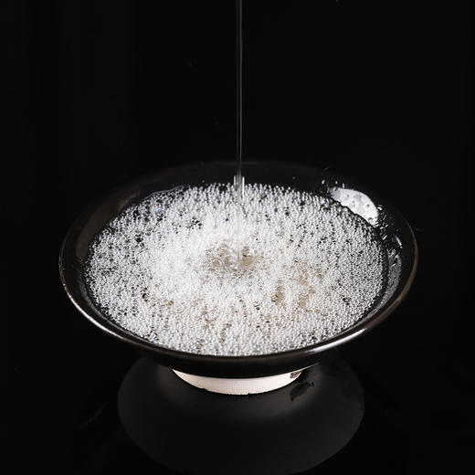 【茅台家族-白金酒系列金坛】酱香幽雅细腻，陈香味突出 商品图1