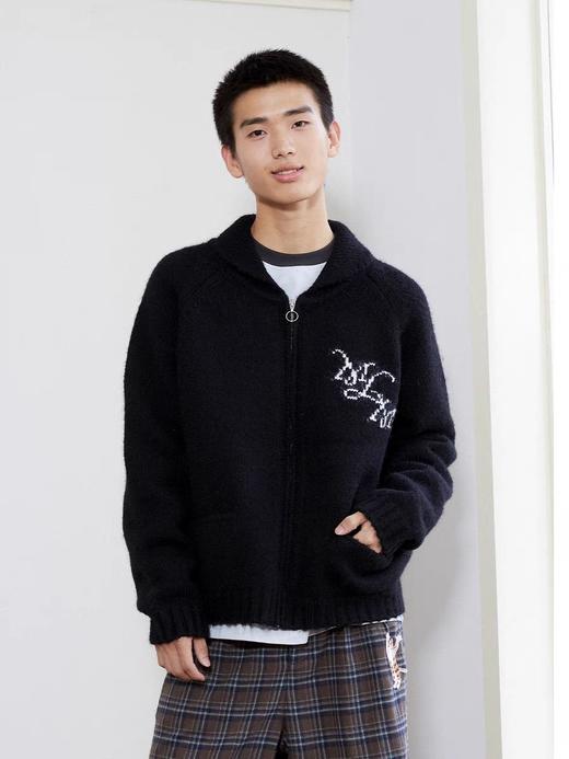 Mood Like Me/MMY2407/炸毛木木猫提花黑色毛衣 商品图3