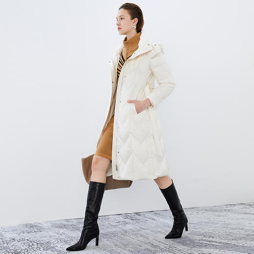 EITIE爱特爱冬季新款时尚加厚保暖连帽羽绒服长款外套7611309 商品图6