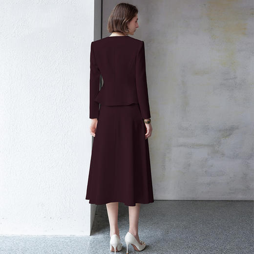 IWY/安可拉红色职业装套裙减龄长袖西装秋女士时尚套装伞裙C2040+S2102 商品图3