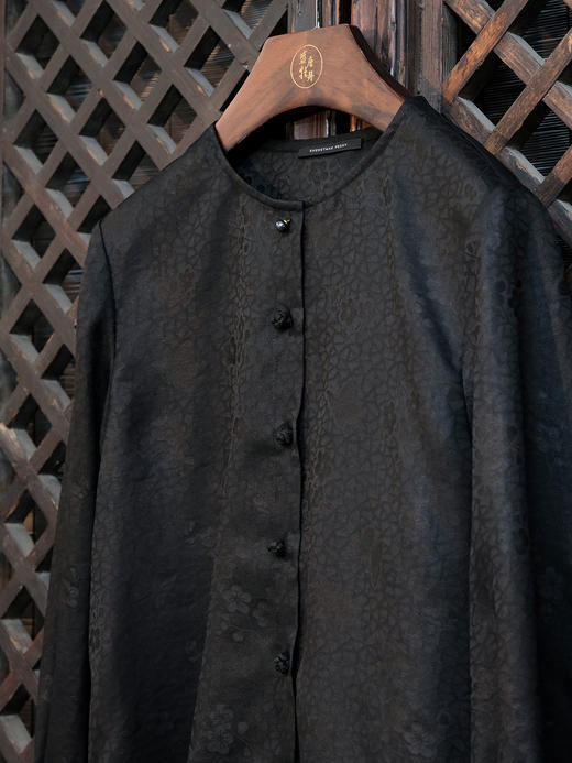 盛唐牡丹| 冰裂梅花纹香云纱上衣 商品图1