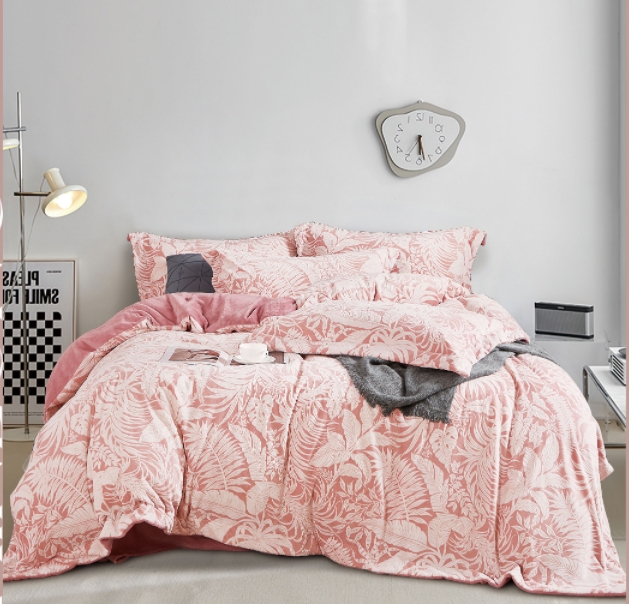 精选立体雕花保暖四件套G117900047