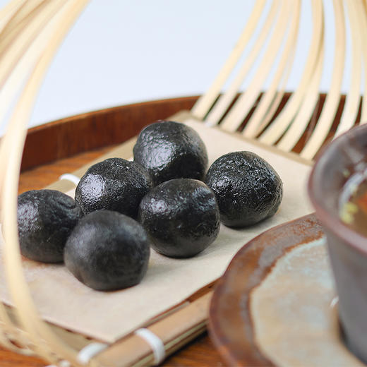 【有机九蒸九晒黑芝麻丸】以黑养黑 乌发稳固  香甜不腻 传统工艺 108g lc 商品图3
