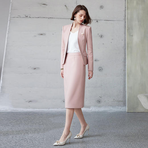 IWY/修身粉色西装套装裙子两件套女式ol职业装半身裙主持人上镜正装秋CS2107 商品图1