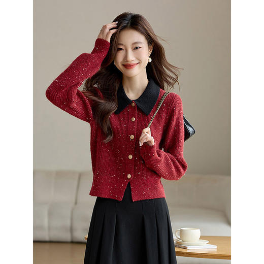 【专属特价】熙世界红色小香风羊毛针织外套女2025年新款秋冬撞色翻领开衫毛衣 商品图2