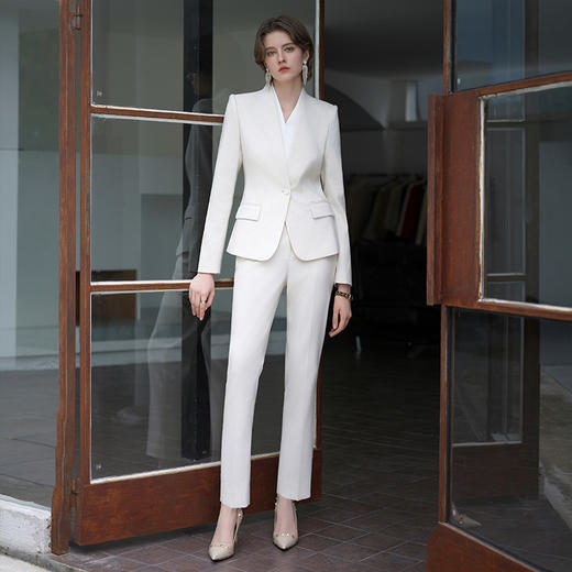IWY/米色正装女职业套装秋季一粒扣长袖西服外套无领工作服CP2064 商品图1