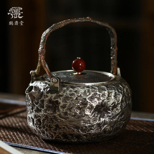 鹤鼎堂银壶于鹤系列望之汤沸搥岩纹（银色）（缺货） 商品图0