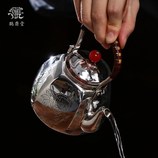 鹤鼎堂银壶于鹤系列蝃蝀急须錾刻四君子急须（银色）（缺货） 商品图1