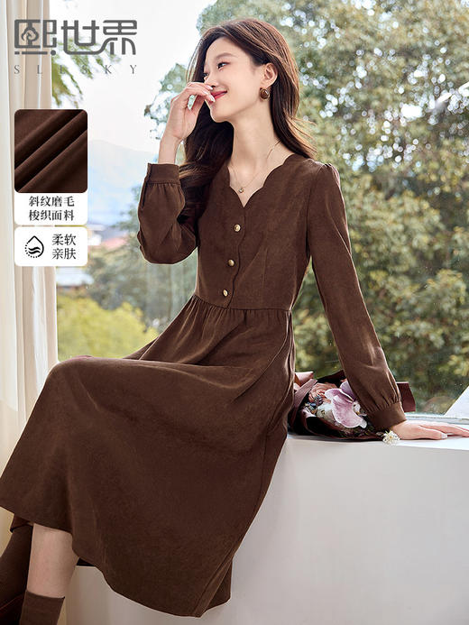 【专属特价】熙世界美拉德风复古棕色V领连衣裙长袖a字中长裙子女2025秋冬新款 商品图0