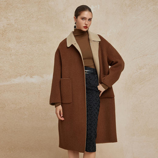 PH946斯尔丽24新款廓形简约双色小方领超轻保暖羊毛大衣 商品图2