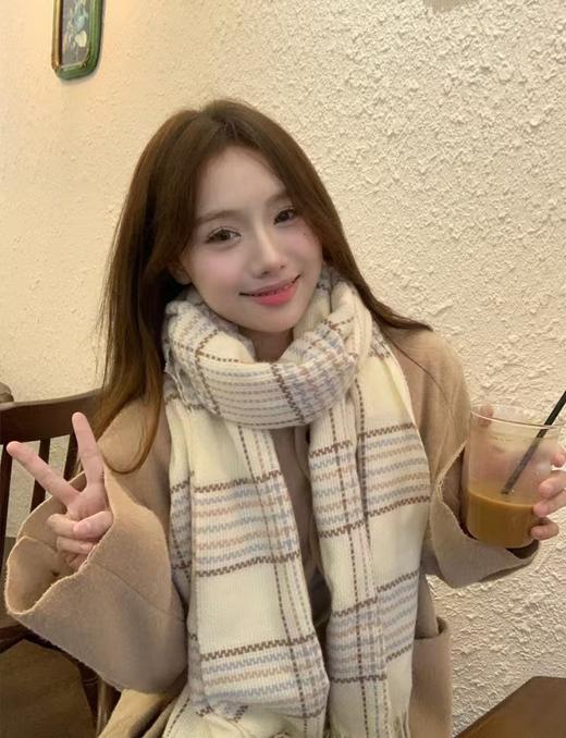 <曾小咸推荐>韩系温柔奶油格围巾 日常89/件 前1500单活动价39.99！【预售款，预计3-15天发货】 商品图4