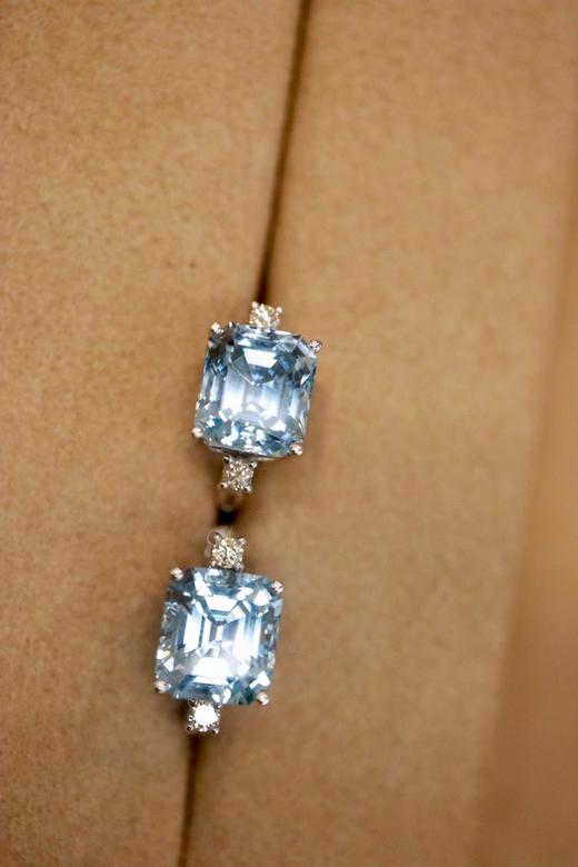 3.24克拉海蓝宝耳扣 商品图2