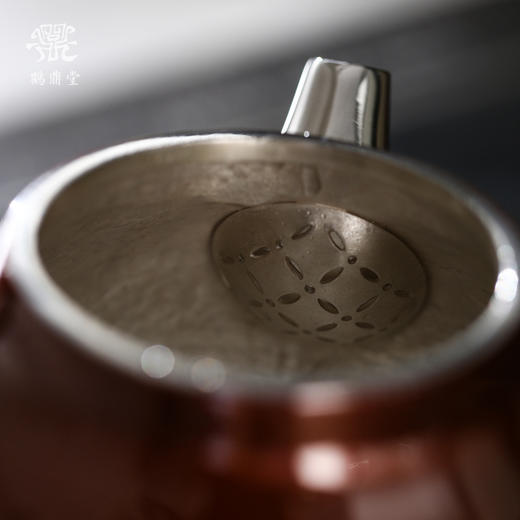 鹤鼎堂银壶于飞系列塞渊急须錾刻平步青云（铜包银）（缺货） 商品图3