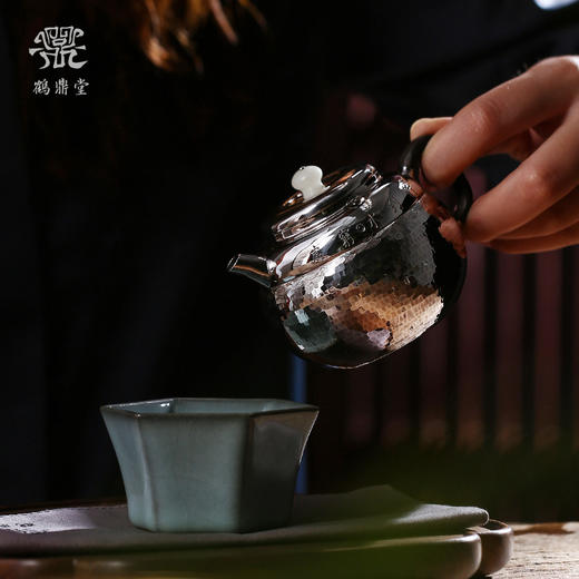 鹤鼎堂银壶于野系列大明锤目纹急须（银色）（缺货） 商品图4